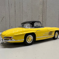 Mercedes Benz 300SL Roadster (W198) 1958 Yellow With Hardtop - 1:18 Scale Diecast Model - MiniChamps