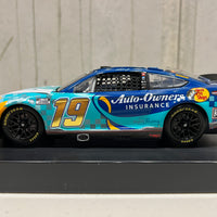 MARTIN TRUEX JR. 2022 AUTOGRAPHED AUTO-OWNERS / MTJF 1:24 ARC DIECAST 1 OF 84