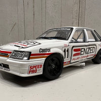 Holden VK Commodore 1986 Bathurst Car 1:18 Diecast Model - Classic Carlectables
