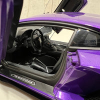 LAMBORGHINI AVENTADOR SVJ (VIOLA PASIFAE/PEARL PURPLE) 1:18 - AUTOART