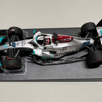 MERCEDES-AMG PETRONAS FORMULA ONE TEAM F1 W13 E PERFORMANCE - GEORGE RUSSELL – 2022 - 1:18 Scale Diecast Model Car