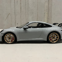 Porsche 911 (992) GT3 2021 Chalk / Gold Wheels - 1:18 Model - Minichamps