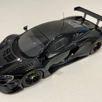 McLAREN 650S GT3 (GLOSS BLACK/MATT BLACK ACCENTS) 1:18 - AUTOART