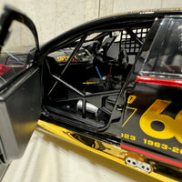 2023 BATHURST 1000 - HOLDEN COMMODORE VF V8 SUPERCAR - 60th ANNIVERSARY OF THE BATHURST GREAT RACE - SPECIAL LIMITED EDITION - 1:18 Scale Diecast Model Car - BIANTE