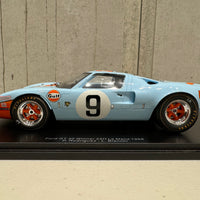 Ford GT 40 No.9 Winner 24H Le Mans 1968 - P. Rodriguez - L. Bianchi - With Acrylic Cover - 1:18 Scale Resin Model Car