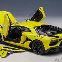 LAMBORGHINI AVENTADOR SVJ (GIALLO TENERIFE/PEARL YELLOW) 1:18 SCALE MODEL - AUTOART