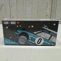 Datsun KAIDO 510 Wagon 4x4 Winter Holiday Edition - 1:64 Scale Diecast Model Car - Mini GT