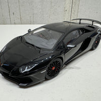 LAMBORGHINI AVENTADOR LP750-4 SV (NERO ALDEBARAN/GLOSS BLACK) 1:18 - AUTOART