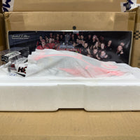 2009 Bathurst Winner Tander/Davison -- Holden Racing Team - 1:18 Scale Diecast Model