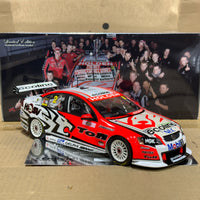 2009 Bathurst Winner Tander/Davison -- Holden Racing Team - 1:18 Scale Diecast Model