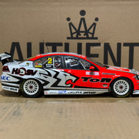 2009 Bathurst Winner Tander/Davison -- Holden Racing Team - 1:18 Scale Diecast Model