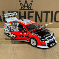 2009 Bathurst Winner Tander/Davison -- Holden Racing Team - 1:18 Scale Diecast Model