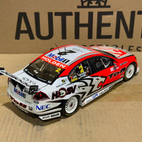 2009 Bathurst Winner Tander/Davison -- Holden Racing Team - 1:18 Scale Diecast Model