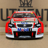 2009 Bathurst Winner Tander/Davison -- Holden Racing Team - 1:18 Scale Diecast Model