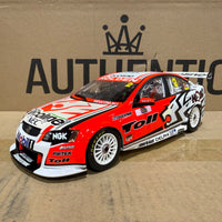 2009 Bathurst Winner Tander/Davison -- Holden Racing Team - 1:18 Scale Diecast Model