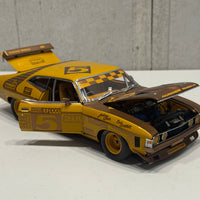 FORD XA FALCON GT 1974 BATHURST WINNER 50TH ANNIVERSARY GOLD LIVERY - 1:18 SCALE DIECAST MODEL