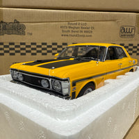 FORD XW FALCON GTHO PHASE 2 - YELLOW W/BLACK STRIPES - 1:18 SCALE DIECAST MODEL - BIANTE/AUTOART