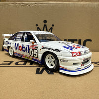 1993 BATHURST PETER BROCK - HDT HOLDEN VP COMMODORE - 1:18 SCALE DIECAST MODEL