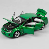 Holden VE Commodore SS V - Atomic Green - 1:18 Scale Diecast Model - AUTHENTIC COLLECTABLES