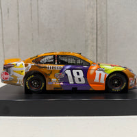 KYLE BUSCH 2020 M&M'S HALLOWEEN 1:24 SCALE ARC DIECAST MODEL