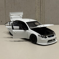 FORD FG FALCON LIMITED EDITION - WHITE WITH BONUS DECAL SET - 1:18 SCALE DIECAST MODEL - BIANTE