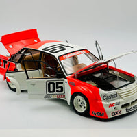 1984 BATHURST WINNER TWIN SET - HOLDEN VK COMMODORE - 1:18 SCALE DIECAST MODELS -CLASSIC CARLECTABLES