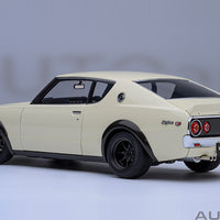 NISSAN SKYLINE 2000 GT-R (KPGC110) TUNED VERSION (WHITE) - 1:18 SCALE MODEL - AUTOart