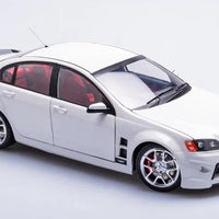 HSV W427 - 2008 - Heron White - 1:18 Diecast Model Car - BIANTE