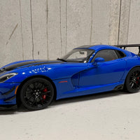 DODGE VIPER ACR 2017 (COMPETITION BLUE W/ BLACK STRIPES) - 1:18 SCALE - AUTOART