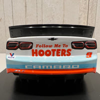 CHASE ELLIOTT 2022 HOOTERS 1:24 ARC DIECAST MODEL