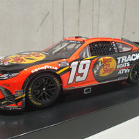 Martin Truex Jr 2022 Bass Pro Shops 1:24 Elite Nascar Diecast
