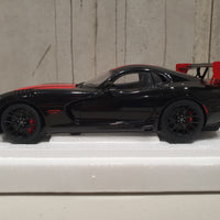 DODGE VIPER 1:28 EDITION ACR 2017 (VENOM BLACK W/ RED STRIPES) 1:18 AUTOART