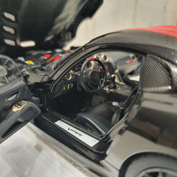 DODGE VIPER 1:28 EDITION ACR 2017 (VENOM BLACK W/ RED STRIPES) 1:18 AUTOART