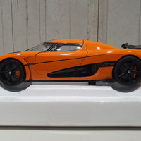 KOENIGSEGG AGERA RS CONE ORANGE/CARBON BLACK/BLACK ACCENTS - 1:18 Scale Composite Model Car - AUTOART