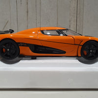 KOENIGSEGG AGERA RS CONE ORANGE/CARBON BLACK/BLACK ACCENTS - 1:18 Scale Composite Model Car - AUTOART