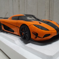 KOENIGSEGG AGERA RS CONE ORANGE/CARBON BLACK/BLACK ACCENTS - 1:18 Scale Composite Model Car - AUTOART