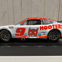 CHASE ELLIOTT 2022 HOOTERS 1:24 ARC DIECAST MODEL