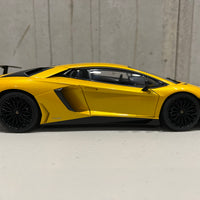 LAMBORGHINI AVENTADOR LP750-4 SV (NEW GIALLO ORION/METALLIC YELLOW) 1:18 - AUTOART