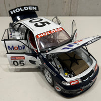 HOLDEN VR COMMODORE 1996 BATHURST 1:18 DIECAST MODEL