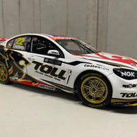Holden Racing Team #22 Holden VF Commodore - 2013 Austin 400 Aussie-Made Livery - 1:18 Diecast Model - Authentic Collectables