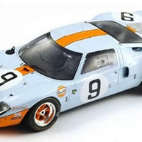 Ford GT 40 No.9 Winner 24H Le Mans 1968 - P. Rodriguez - L. Bianchi - With Acrylic Cover - 1:18 Scale Resin Model Car
