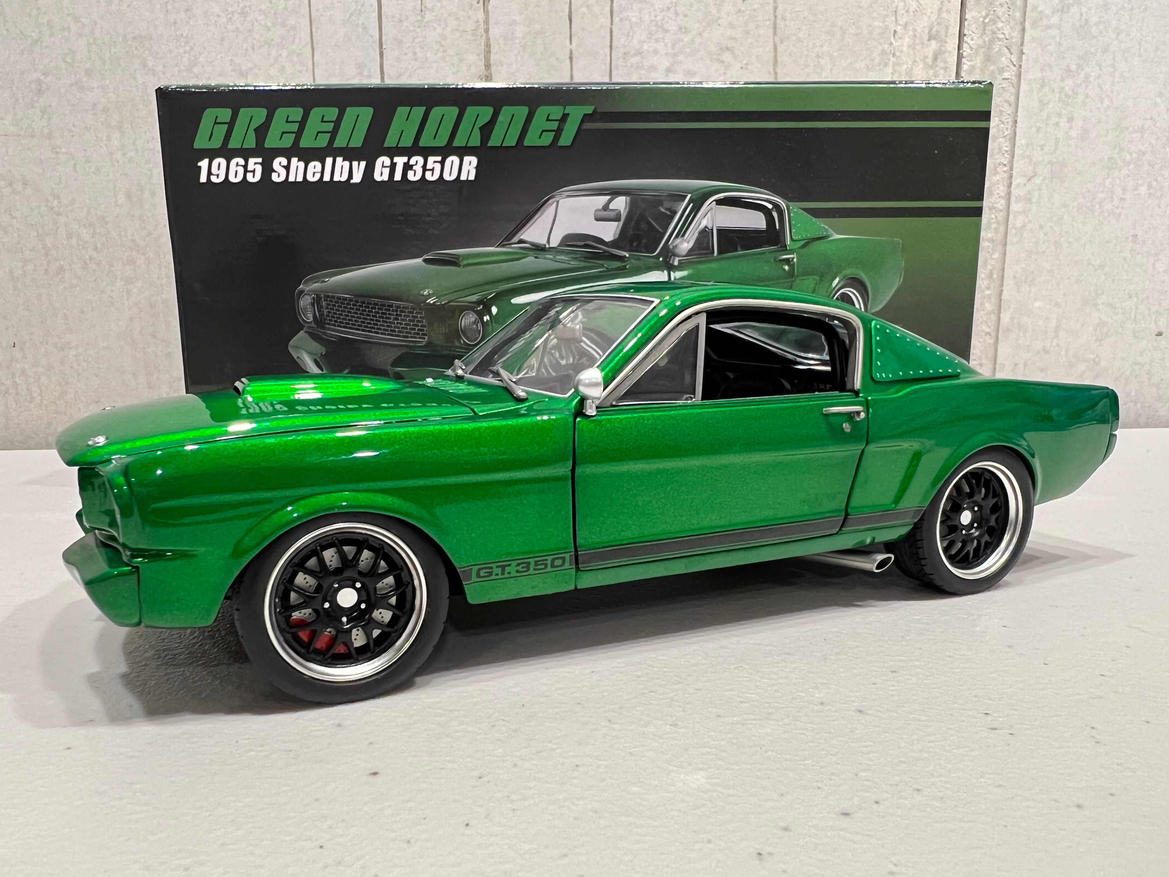 1965 SHELBY GT350R STREET FIGHTER - GREEN HORNET 1:18 DIECAST MODEL -