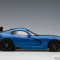 DODGE VIPER ACR 2017 (COMPETITION BLUE W/ BLACK STRIPES) - 1:18 SCALE - AUTOART