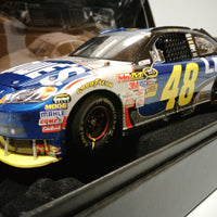 Jimmie Johnson 2009 Lowe's Martinsville Raced Win 1:24 Elite Diecast Model 1 Of 150
