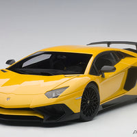 LAMBORGHINI AVENTADOR LP750-4 SV (NEW GIALLO ORION/METALLIC YELLOW) 1:18 - AUTOART
