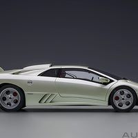 LAMBORGHINI DIABLO SE30 JOTA (BALLON WHITE/PEARL WHITE) 1:18 AUTOART