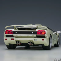 LAMBORGHINI DIABLO SE30 JOTA (BALLON WHITE/PEARL WHITE) 1:18 AUTOART