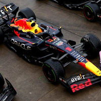 Oracle Red Bull Racing RB18 No.1 Oracle Red Bull Racing - Winner Japanese GP 2022 - 2022 Formula One Drivers' Champion - Max Verstappen. With No.1 and World Champion Board. With Acrylic Cover