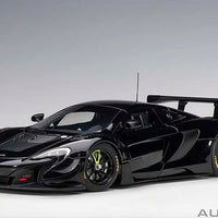 McLAREN 650S GT3 (GLOSS BLACK/MATT BLACK ACCENTS) 1:18 - AUTOART