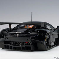 McLAREN 650S GT3 (GLOSS BLACK/MATT BLACK ACCENTS) 1:18 - AUTOART